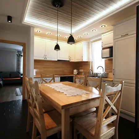 Wynajme 22 M W Apartamencie 15 Min Od Metro Mlociny Habitación en casa particular