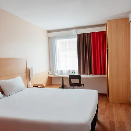 Ibis Stare 3* Warszawa