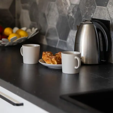 Exceptional For 4 Guests With Parking By Renters * Varsavia