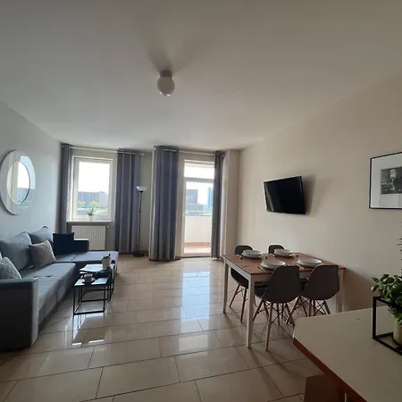 Apartament Z Widokiem Na Centrum I Darmowym Parkingiem *