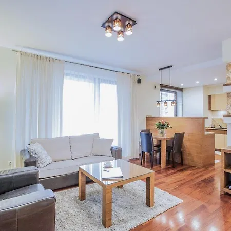Inqse Centre Hotel apartamentowy *