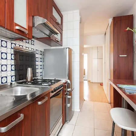 Room, Inflancka 19 Apartament Warszawa