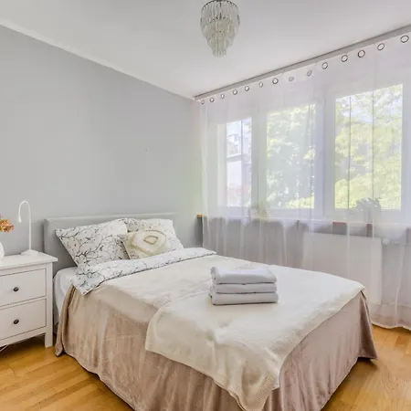 Apartament Center Twarda 62a