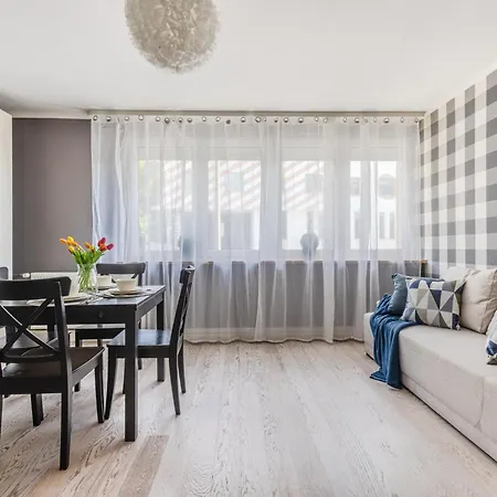 Apartament Center Twarda 62a *