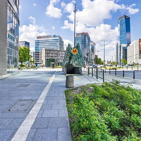 Center Sliska 60 * Warsaw