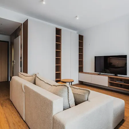 J&k Towarowa Towers Apartment Warschau