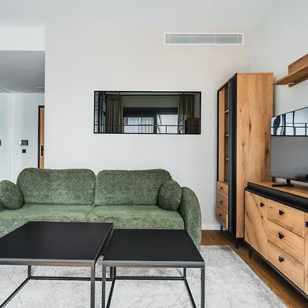 J&k Towarowa Towers Apartment