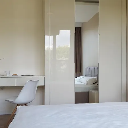 Apartment Chopin - *