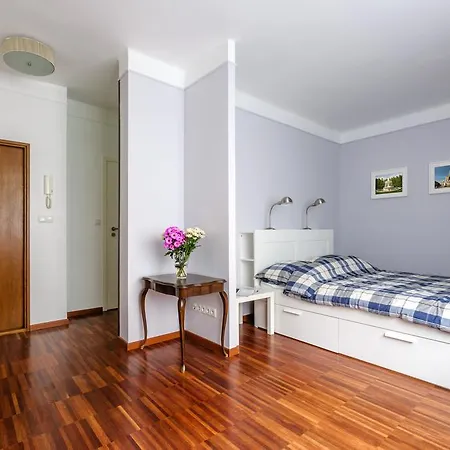 Apartament Plac Zbawiciela - Natolinska 2 Апартаменты *