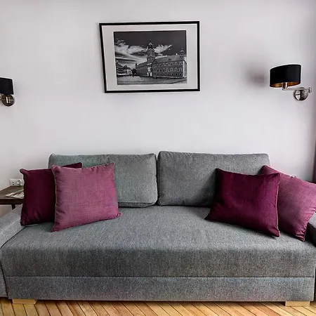 Apartament Smiala 77 *