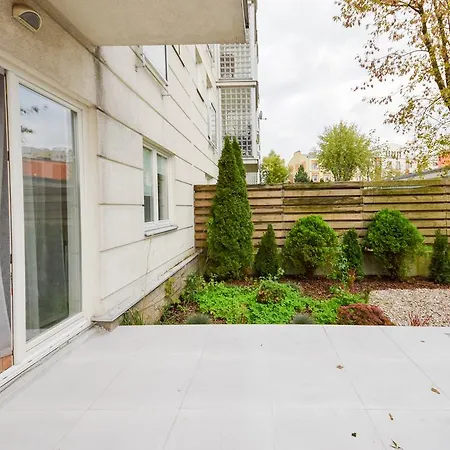 Shortstaypoland Bialobrzeska Apartamento *