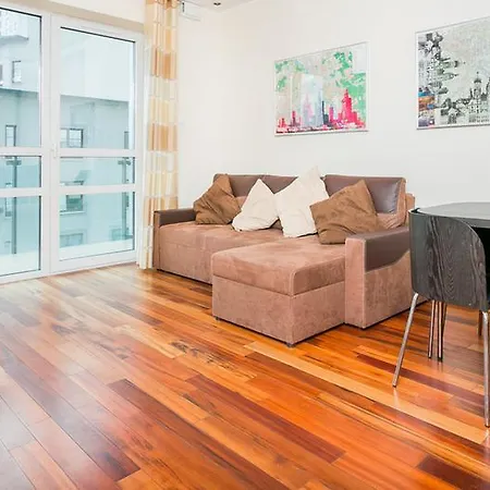 Hotel apartamentowy Platinum Towers E 4*