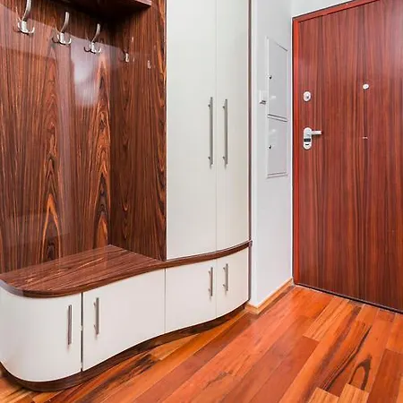 Hotel apartamentowy Platinum Towers E