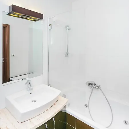Platinum Towers E 4* Warszawa