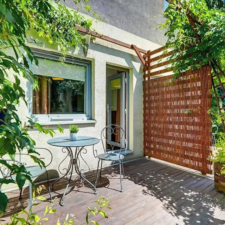 Smart2stay Magnolia Penzion Varšava