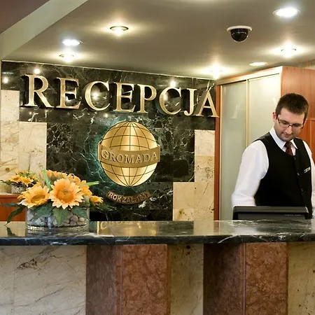 Hotel Sangate Airport Warsaw