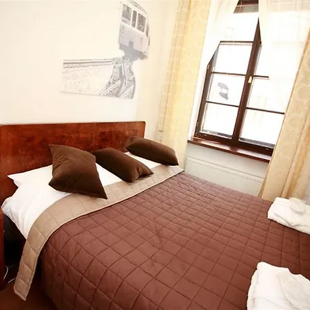 Bed & Breakfast Castle 3*
