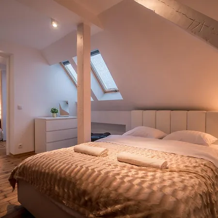 Apartment Unique Old Town Penthouse *
