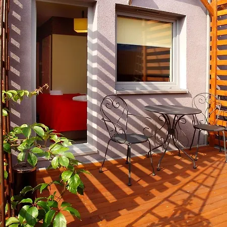 Smart2stay Magnolia 2* Varšava