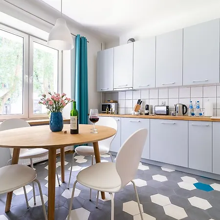 Rent Like Franciszkanska 14a Apartment