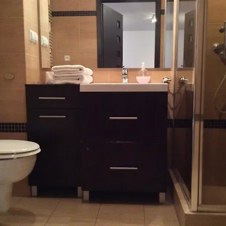 Platinum Towers E 4*