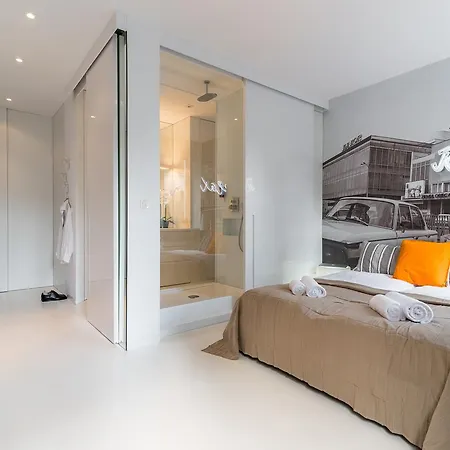 Rent Like - Aleja Wyzwolenia 14a * Warszawa