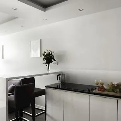 Oxygen Apartment *