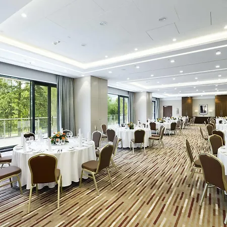 Doubletree By Hilton & Conference Centre Варшава