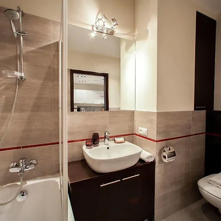 Platinum Towers E 4*