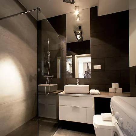 Platinum Towers E 4* Warszawa