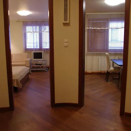 Apartment Szucha *