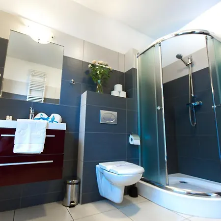 Aparthotel Pcd Wola 3*