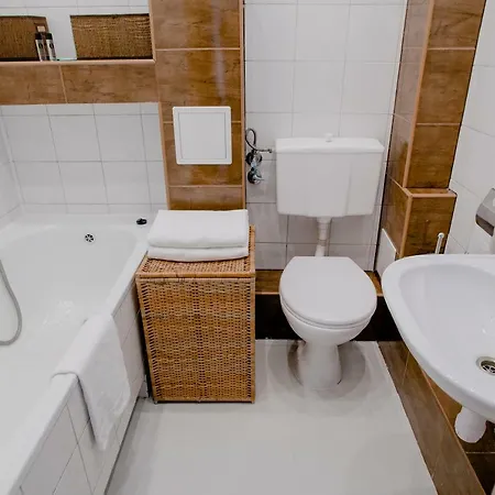 Prudentia Grenadierow Apartment *