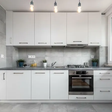 Solec 79 By Renters