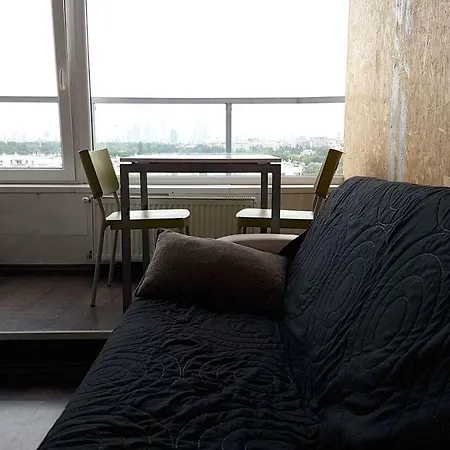 Walk Distance To Mokotow Business Park 아파트