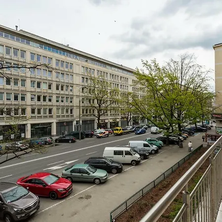 Shortstaypoland Krucza Apartment