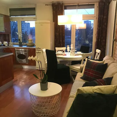 Stare Miasto Dluga 8 דירה ורשה