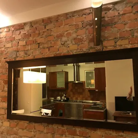 Stare Miasto Dluga 8 דירה