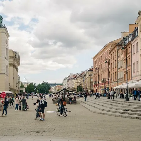 Апартаменты Miodowa Old Town *