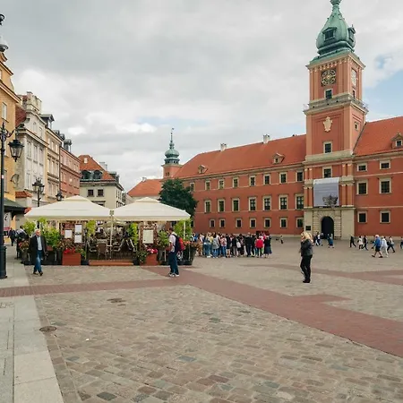 Miodowa Old Town Варшава