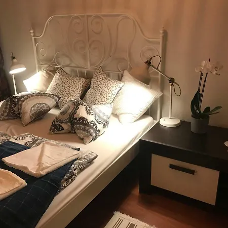 Stare Miasto Dluga 8 * ורשה