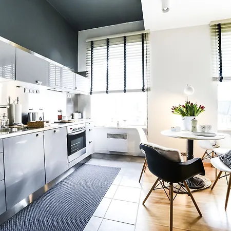 Apartment Chmielna Center Warsaw