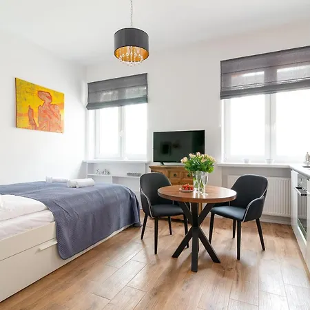 Rent Like - Aleja Wyzwolenia 14a