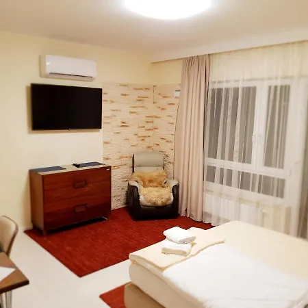 Dom Saski 10 Minut Od Centrum Warszawy Apartmán Varšava