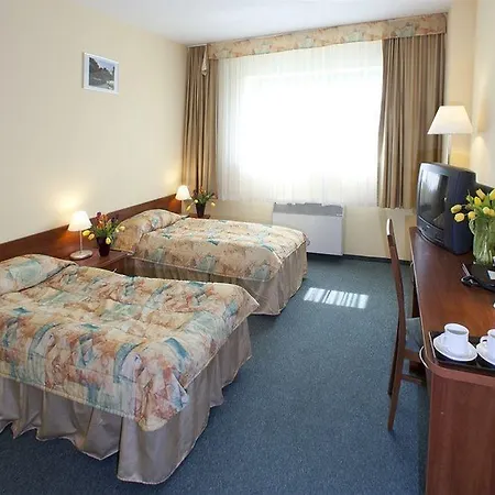 Sangate Airport Hotel Warsaw