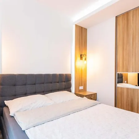 Apartment Galeria Rondo Wiatraczna *