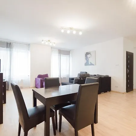 Green Wood Platinum Towers Varsavia