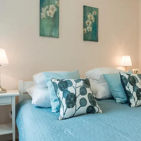 Apartment 3 Bedroom Kasprzaka - P&o Serviced Warsaw