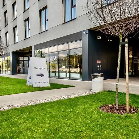 Wolska Aparthotel 2*
