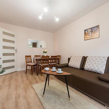 Apartment 3 Bedroom Kasprzaka - P&o Serviced Warsaw